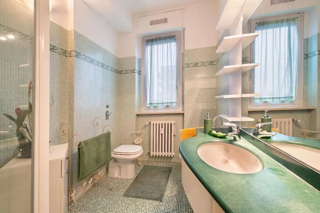20 Min Duomo Vintage Apartment Milan