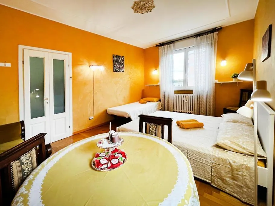 20 Min Duomo Vintage Apartment Milan Italy